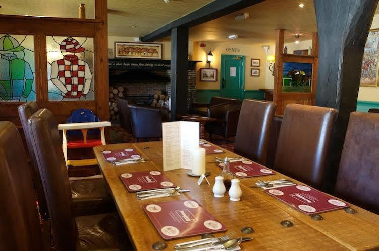 Newmarket Inn – RelaxInnz Lewes Bagian luar foto